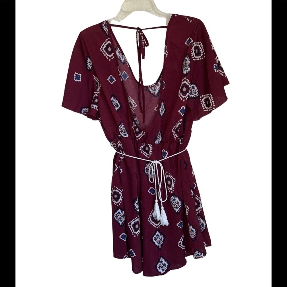 No Brand, Floral Shorts Romper, like new. Size XL